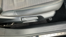 Peugeot 208 1.2 PureTech 100 Allure Premium + 5dr Petrol Hatchback